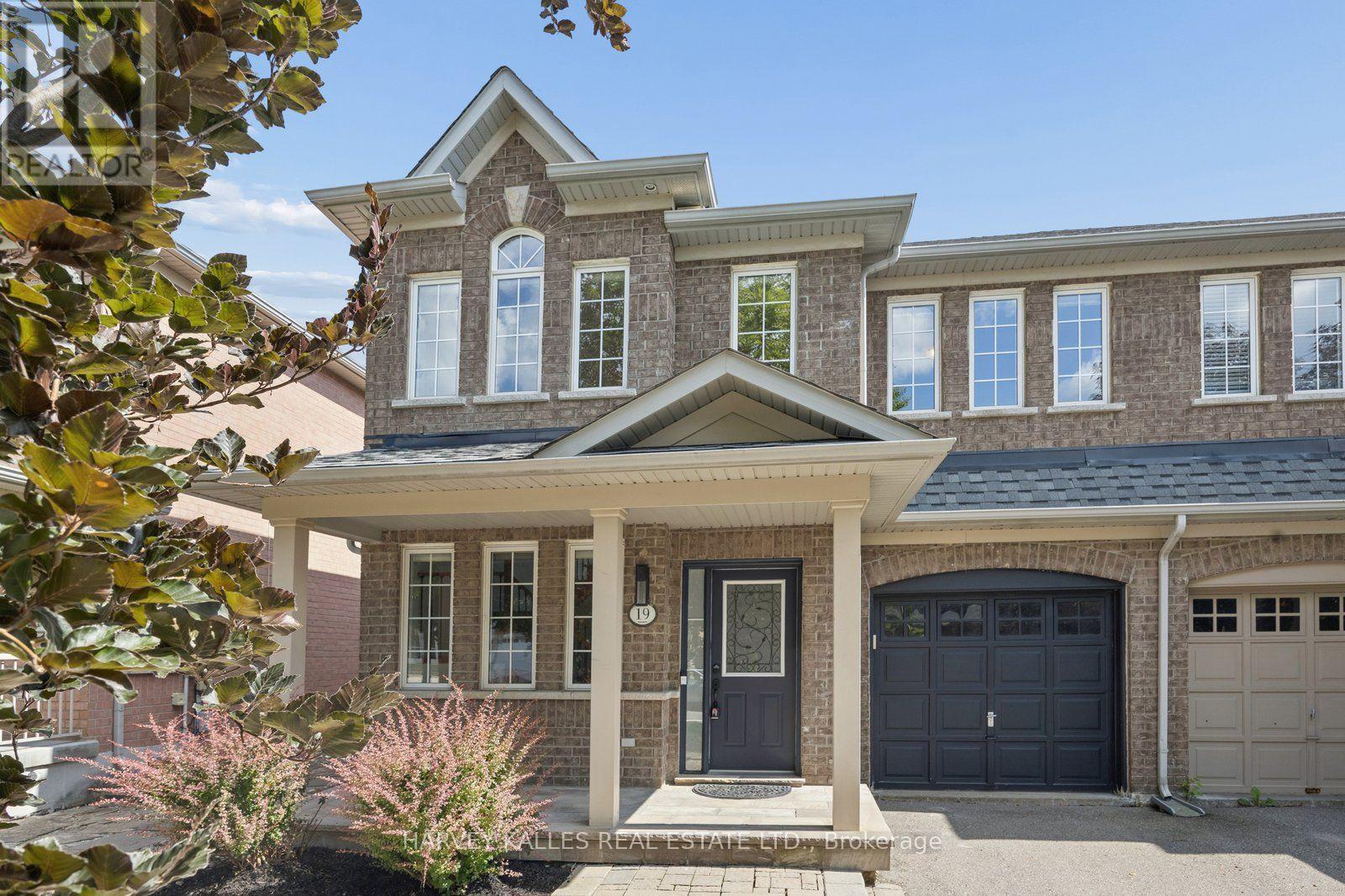 19 STARR CRESCENT