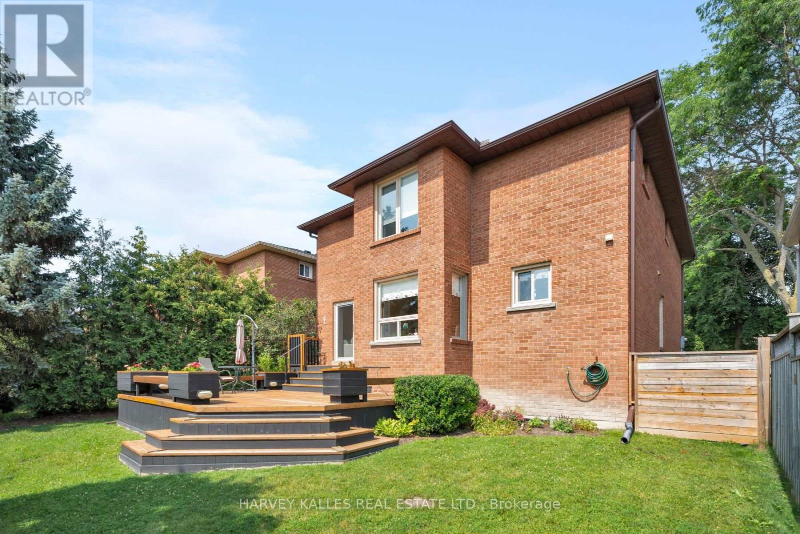 17 PETERBOROUGH AVENUE