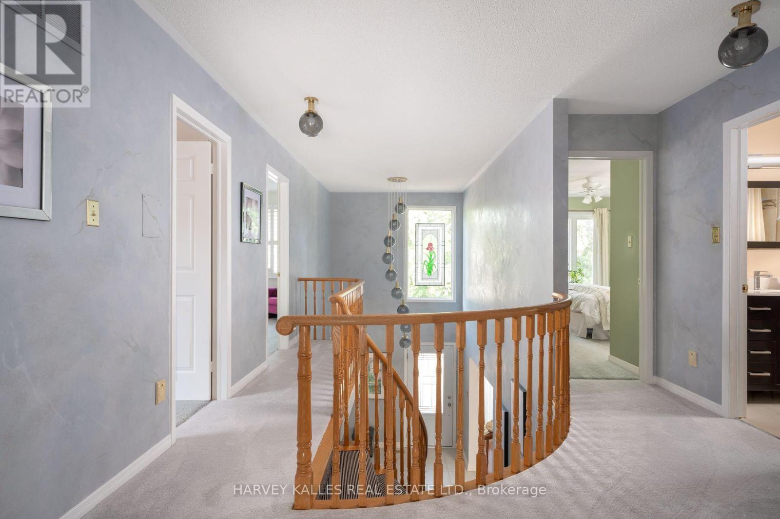 17 PETERBOROUGH AVENUE