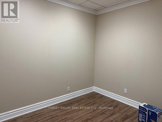 10 EAST - 30 WERTHEIM COURT