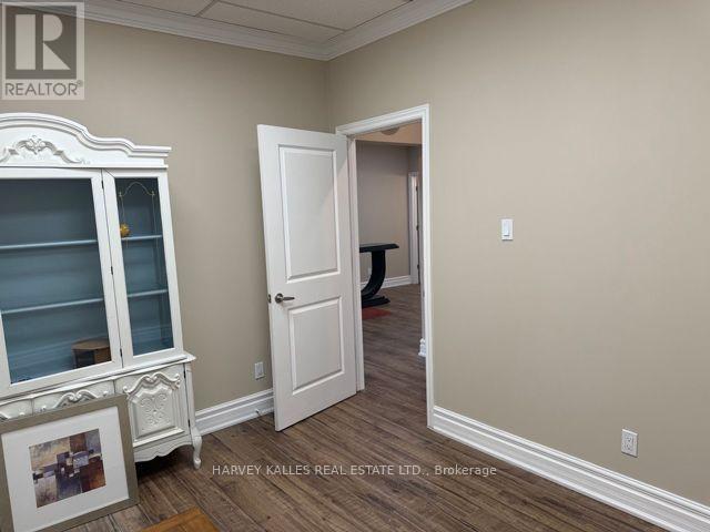 10 EAST - 30 WERTHEIM COURT