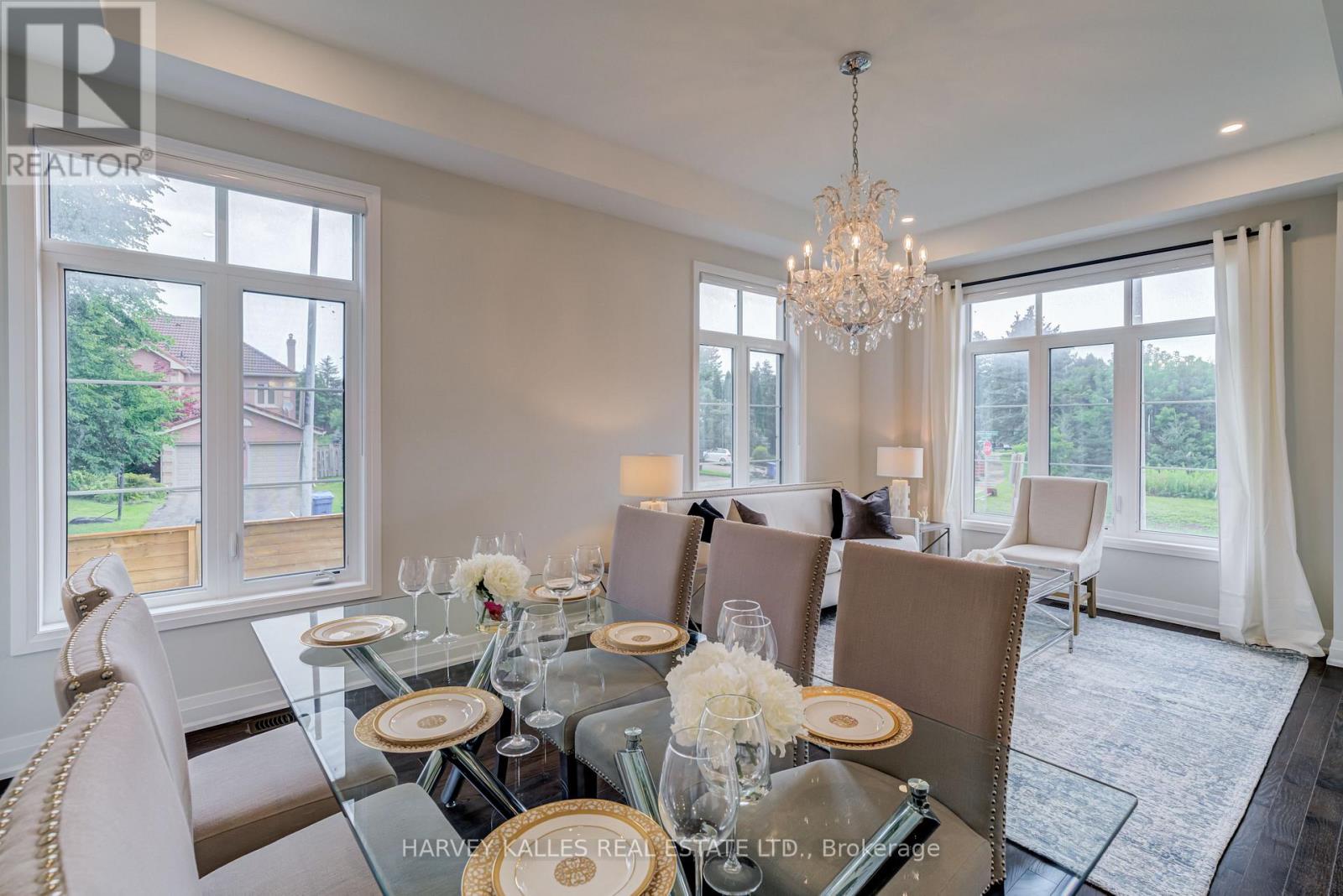 6 DENNIS REED COURT