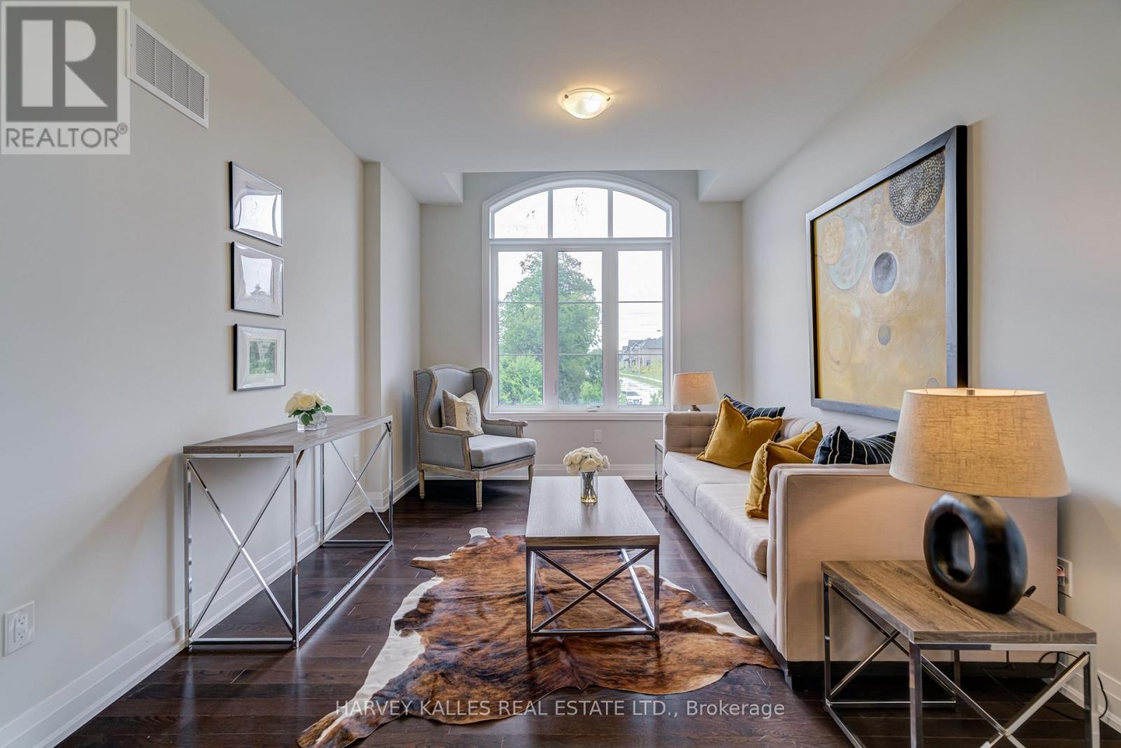 6 DENNIS REED COURT