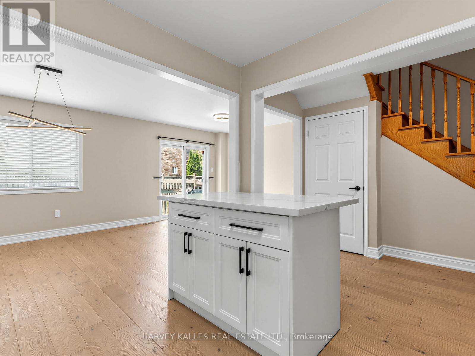 40 BLACKTHORN DRIVE