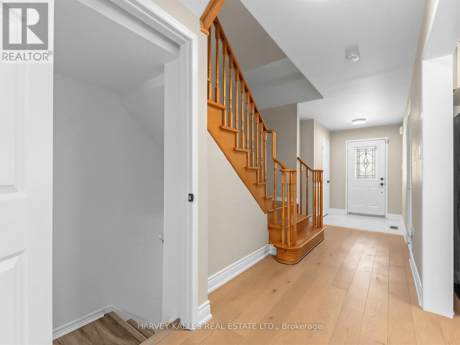 40 BLACKTHORN DRIVE