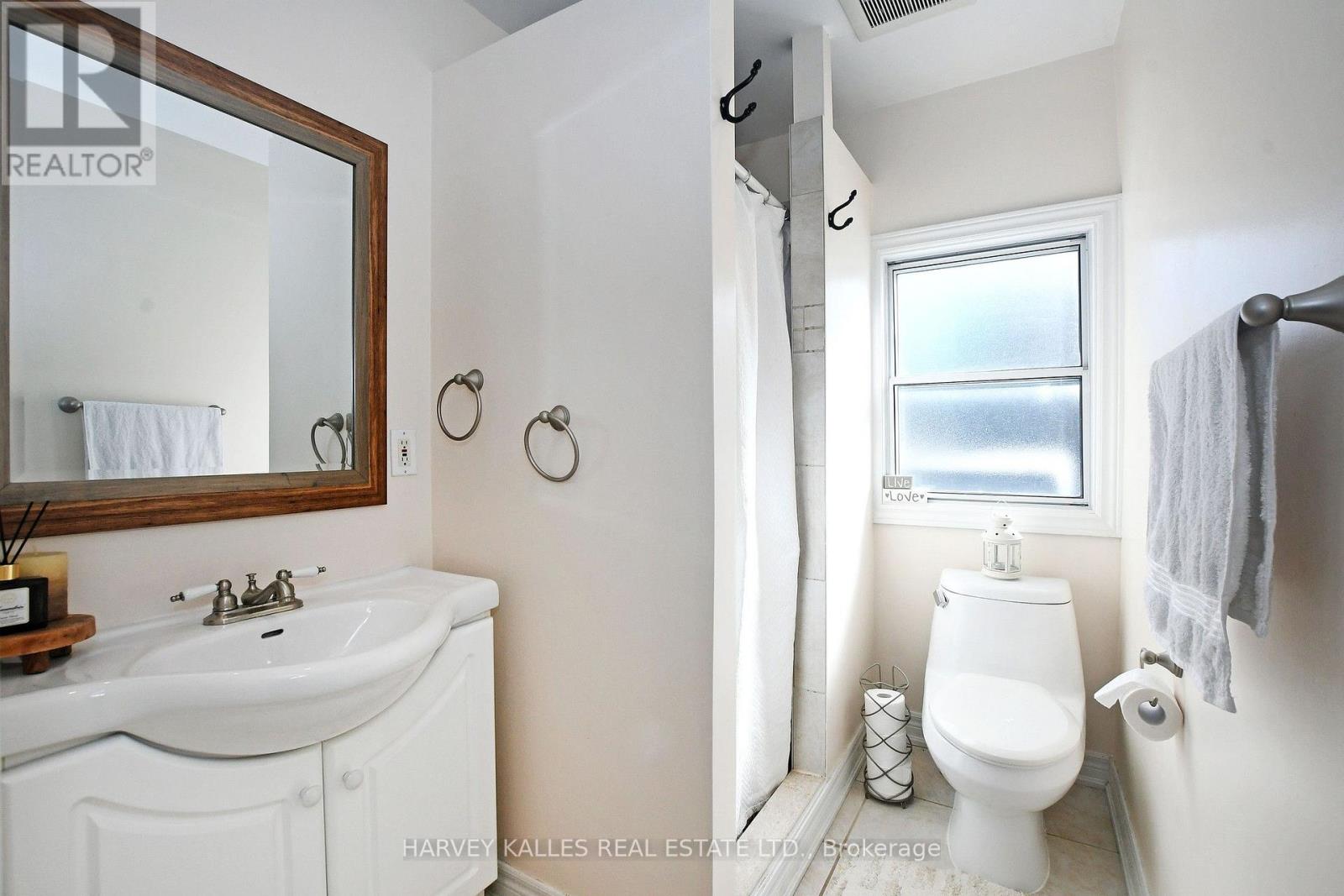11 PENNY PLACE