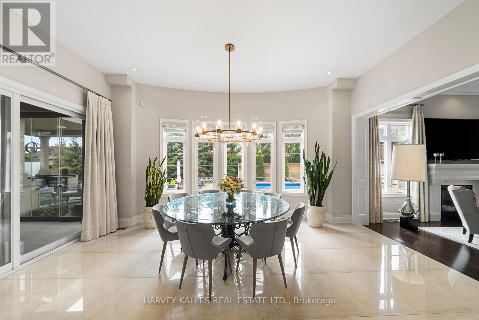 30 SPICEWOOD CRESCENT