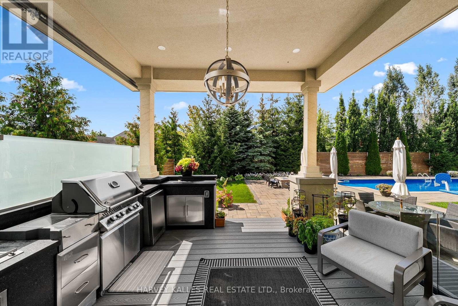 30 SPICEWOOD CRESCENT