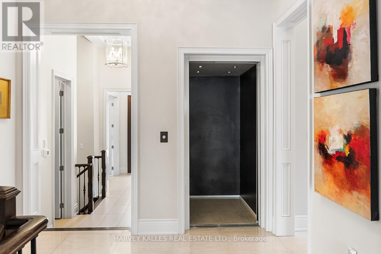 30 SPICEWOOD CRESCENT