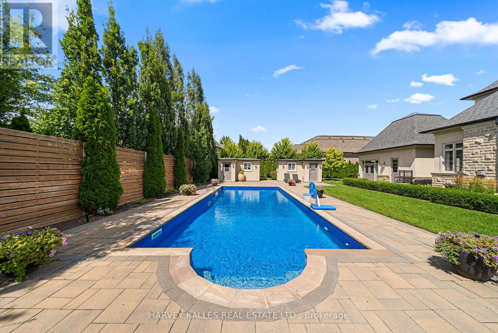 30 SPICEWOOD CRESCENT