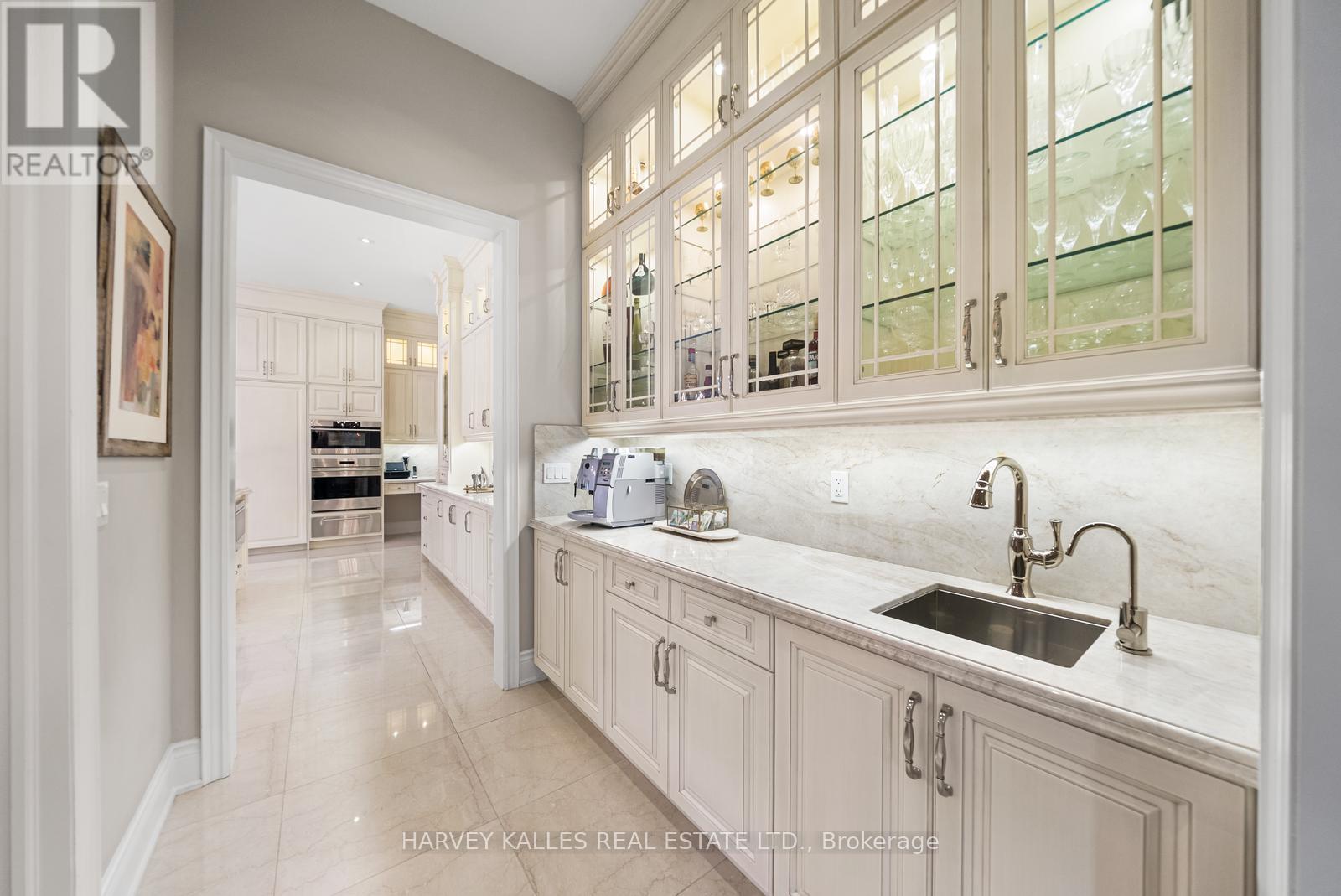 30 SPICEWOOD CRESCENT