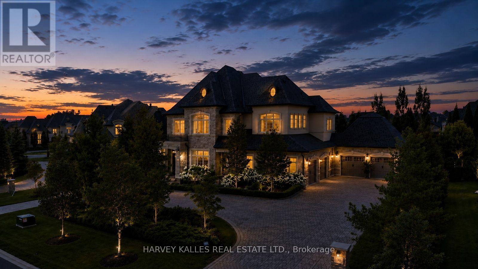30 SPICEWOOD CRESCENT
