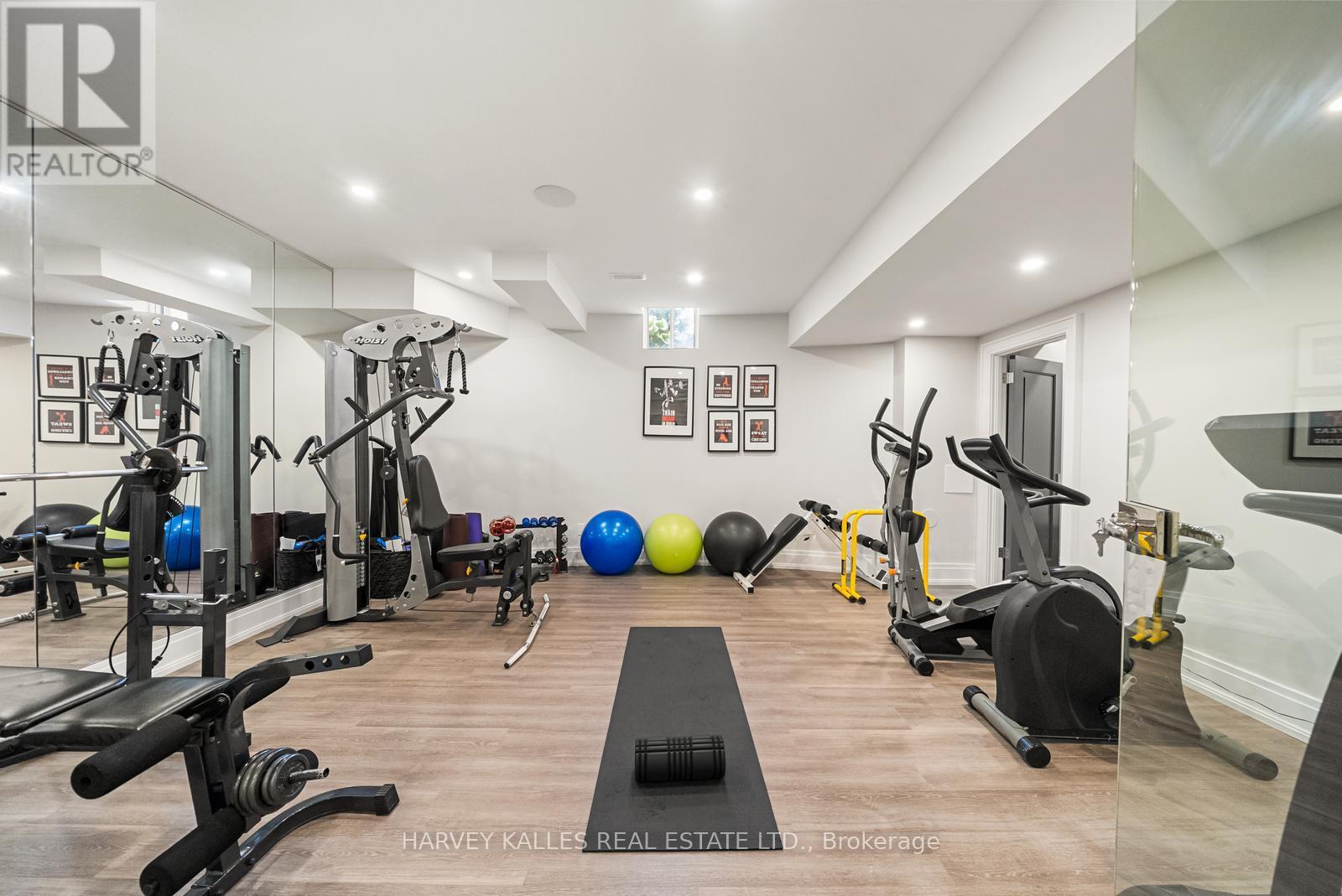 30 SPICEWOOD CRESCENT