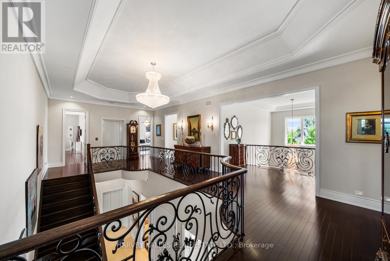 30 SPICEWOOD CRESCENT