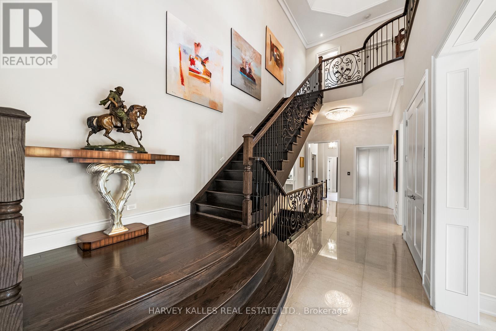 30 SPICEWOOD CRESCENT