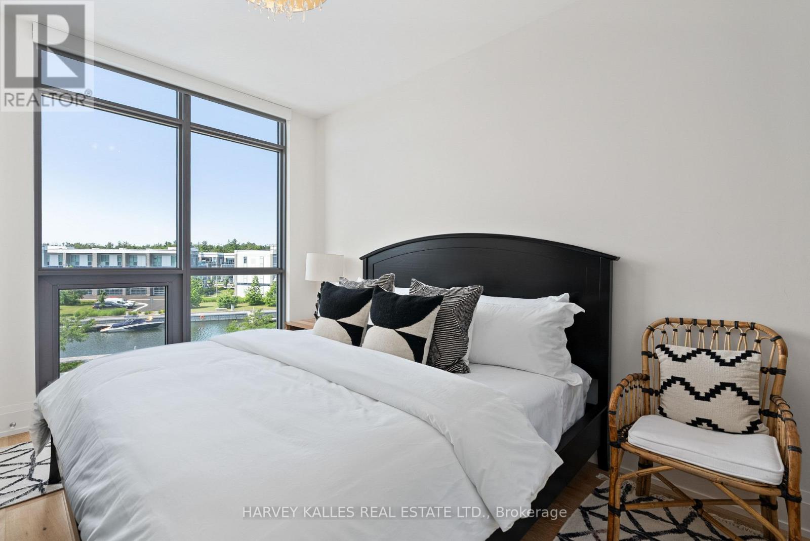 3787 MANGUSTA COURT