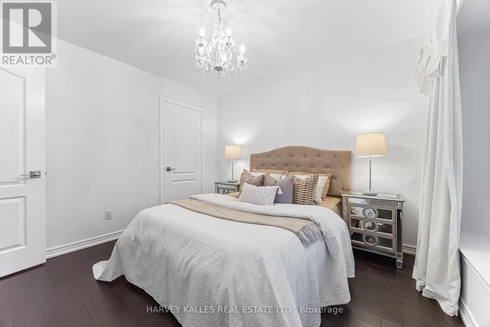 46 GRAYLEAF DRIVE