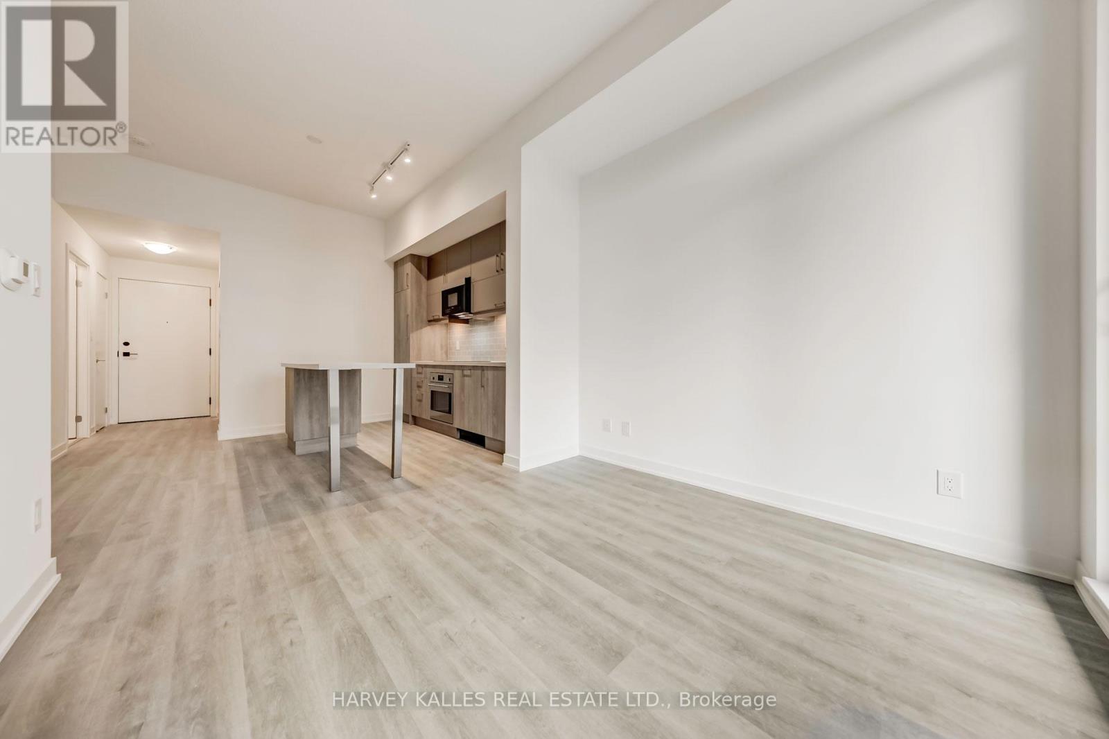 1006 - 8119 BIRCHMOUNT ROAD