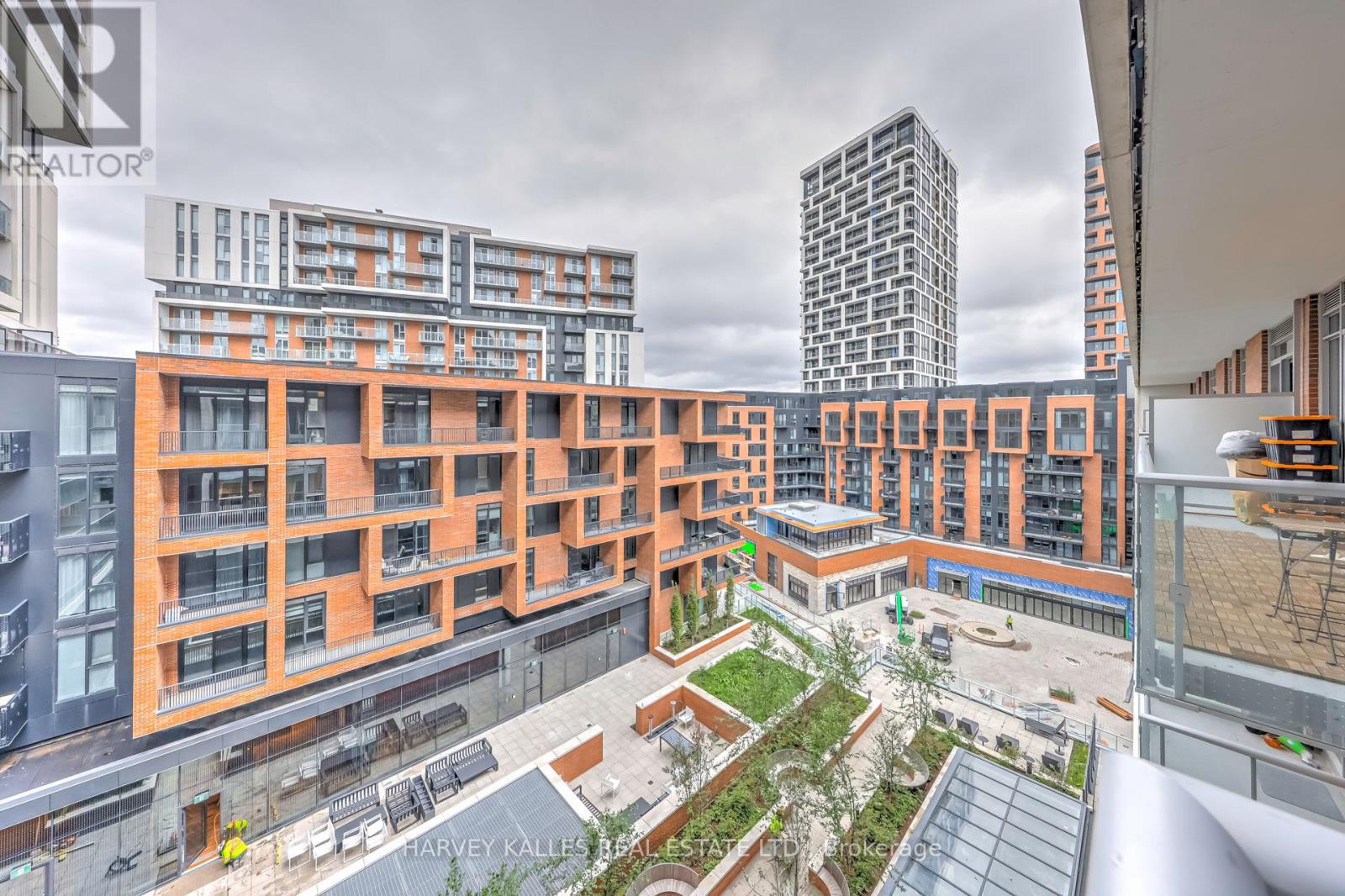 1006 - 8119 BIRCHMOUNT ROAD