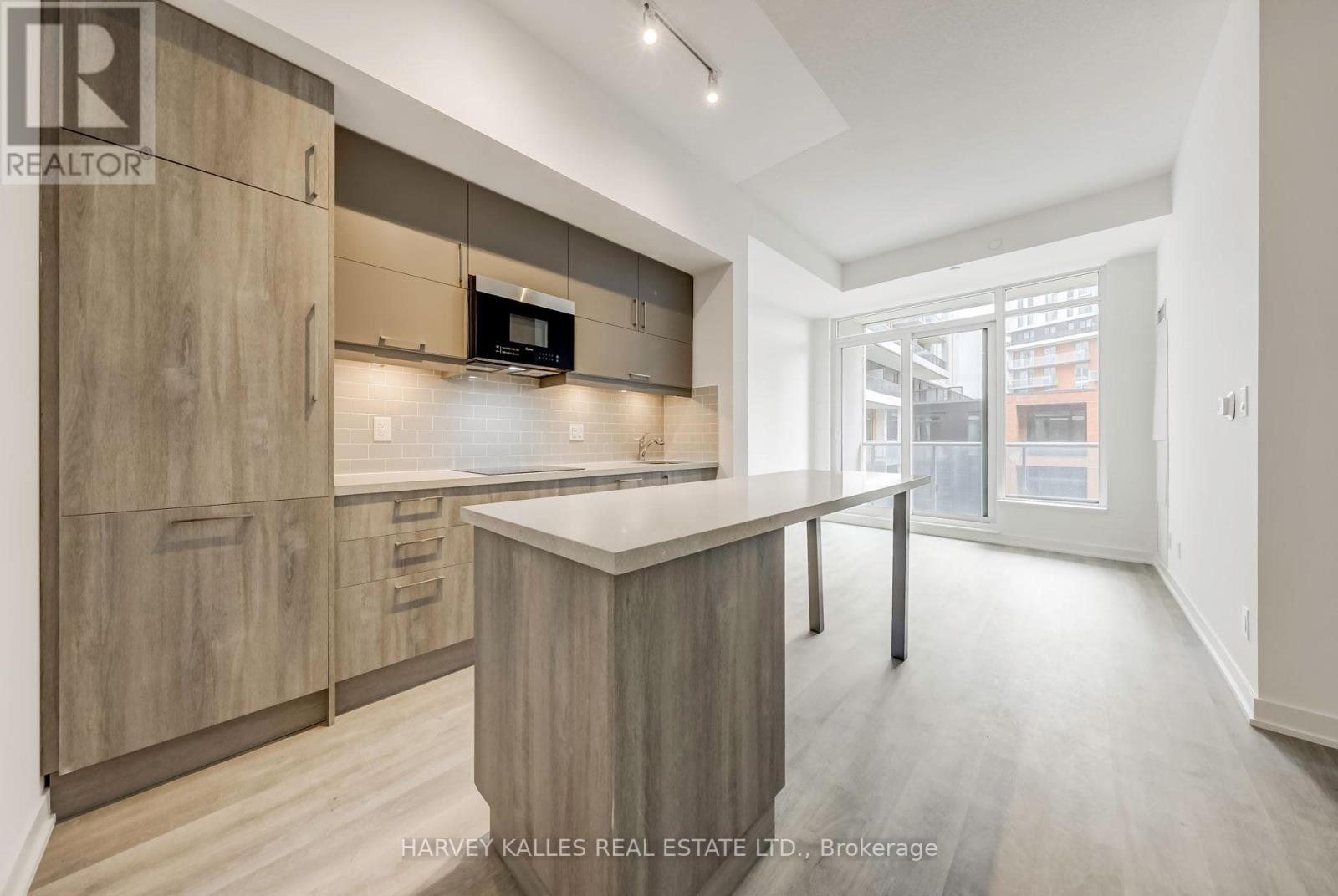 1006 - 8119 BIRCHMOUNT ROAD