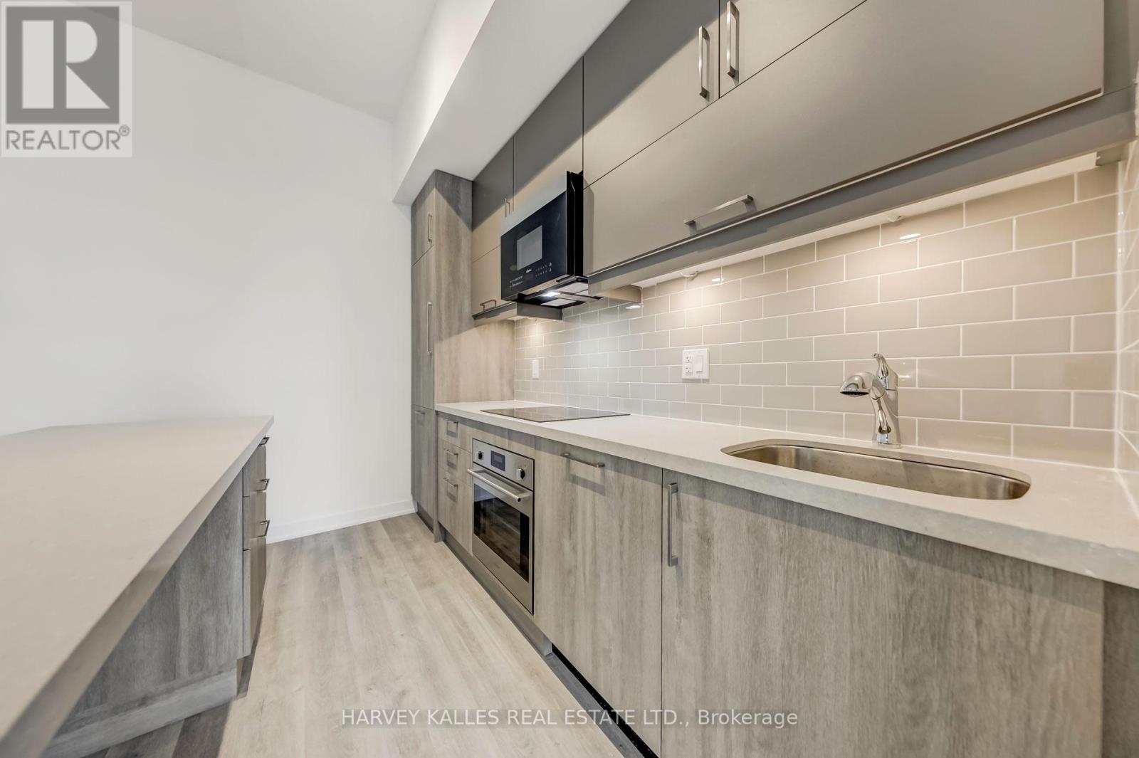 1006 - 8119 BIRCHMOUNT ROAD