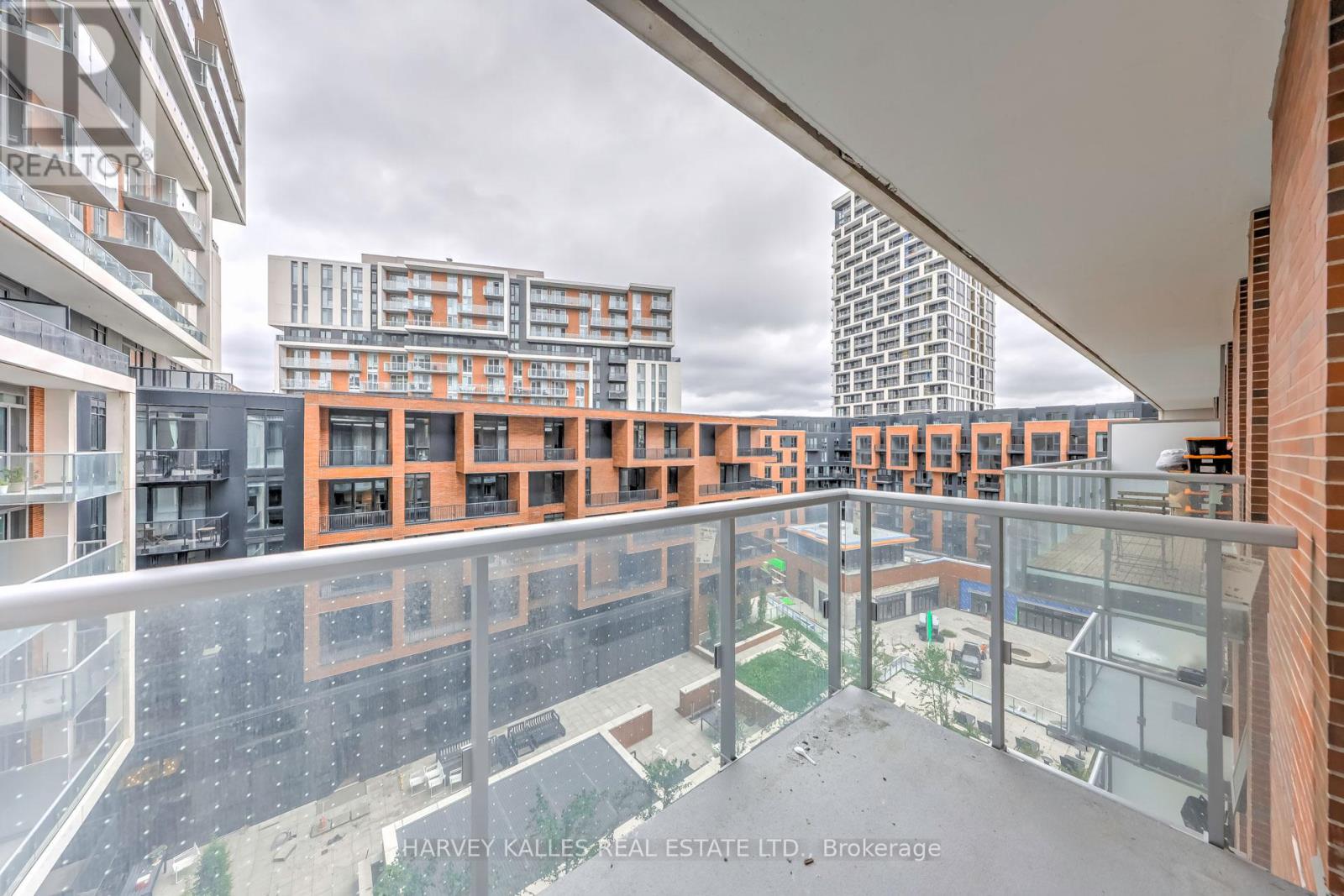 1006 - 8119 BIRCHMOUNT ROAD