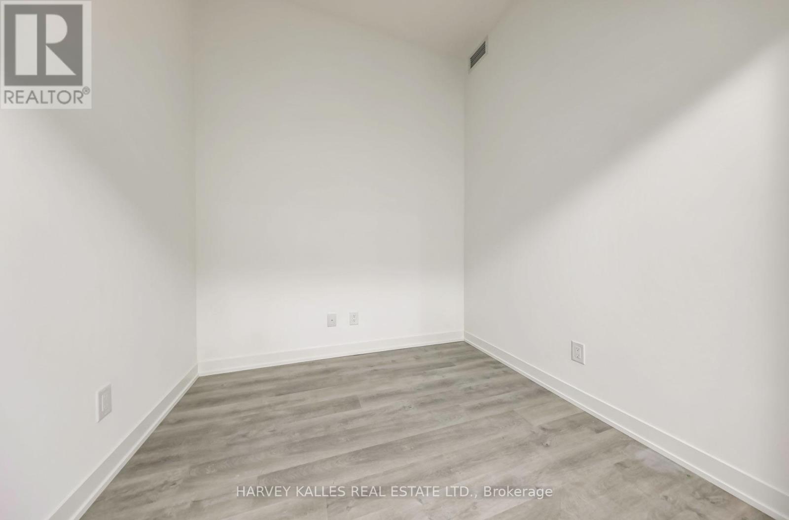 1006 - 8119 BIRCHMOUNT ROAD