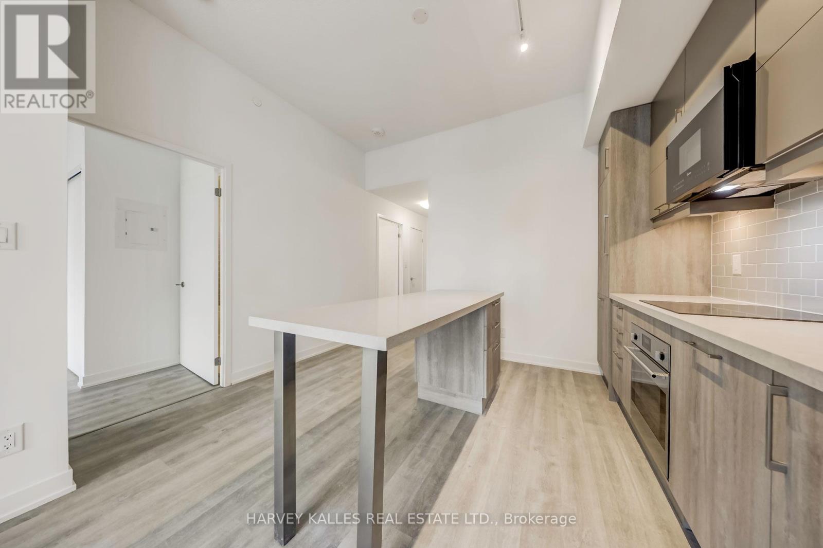 1006 - 8119 BIRCHMOUNT ROAD