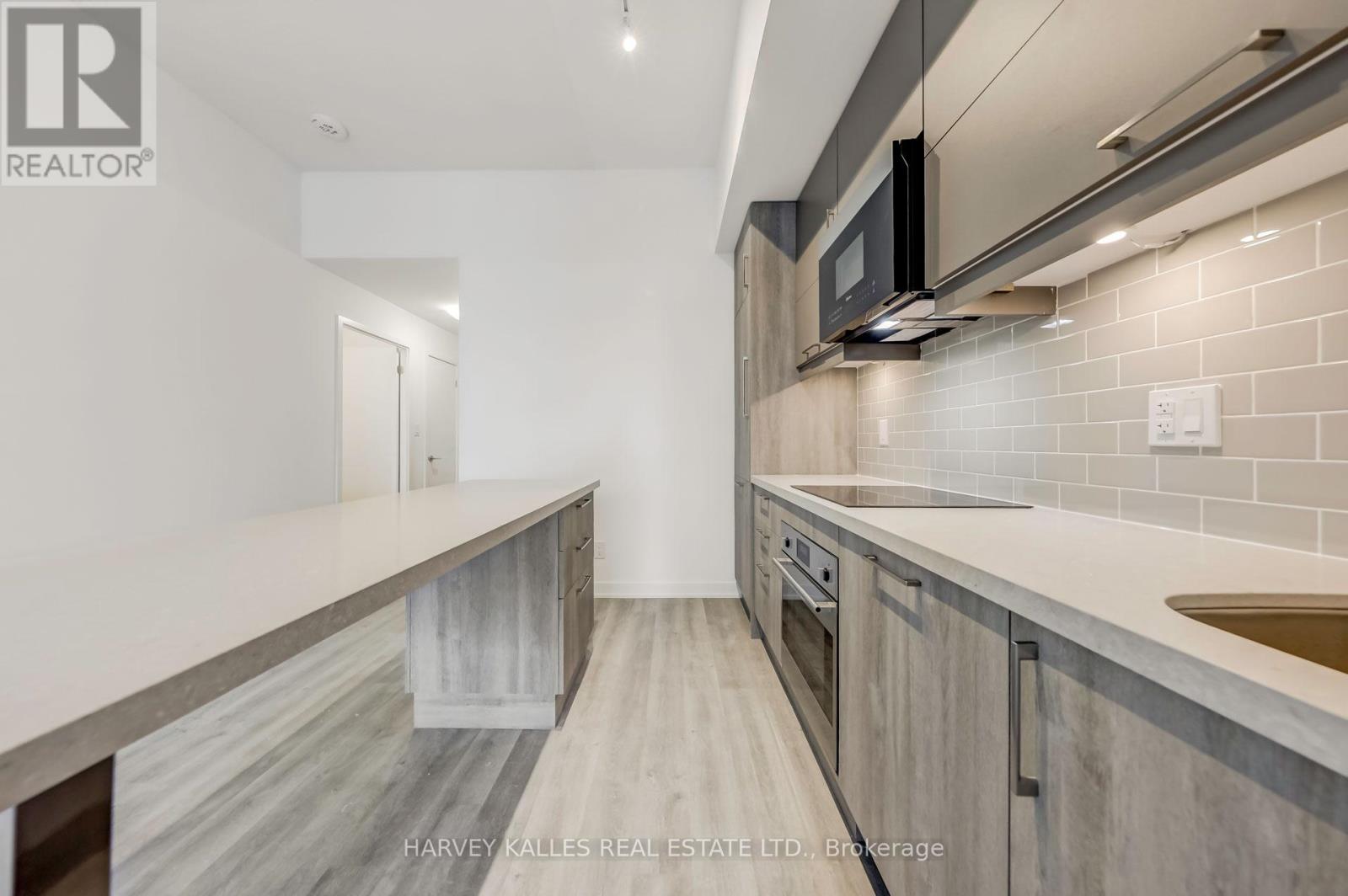 1006 - 8119 BIRCHMOUNT ROAD