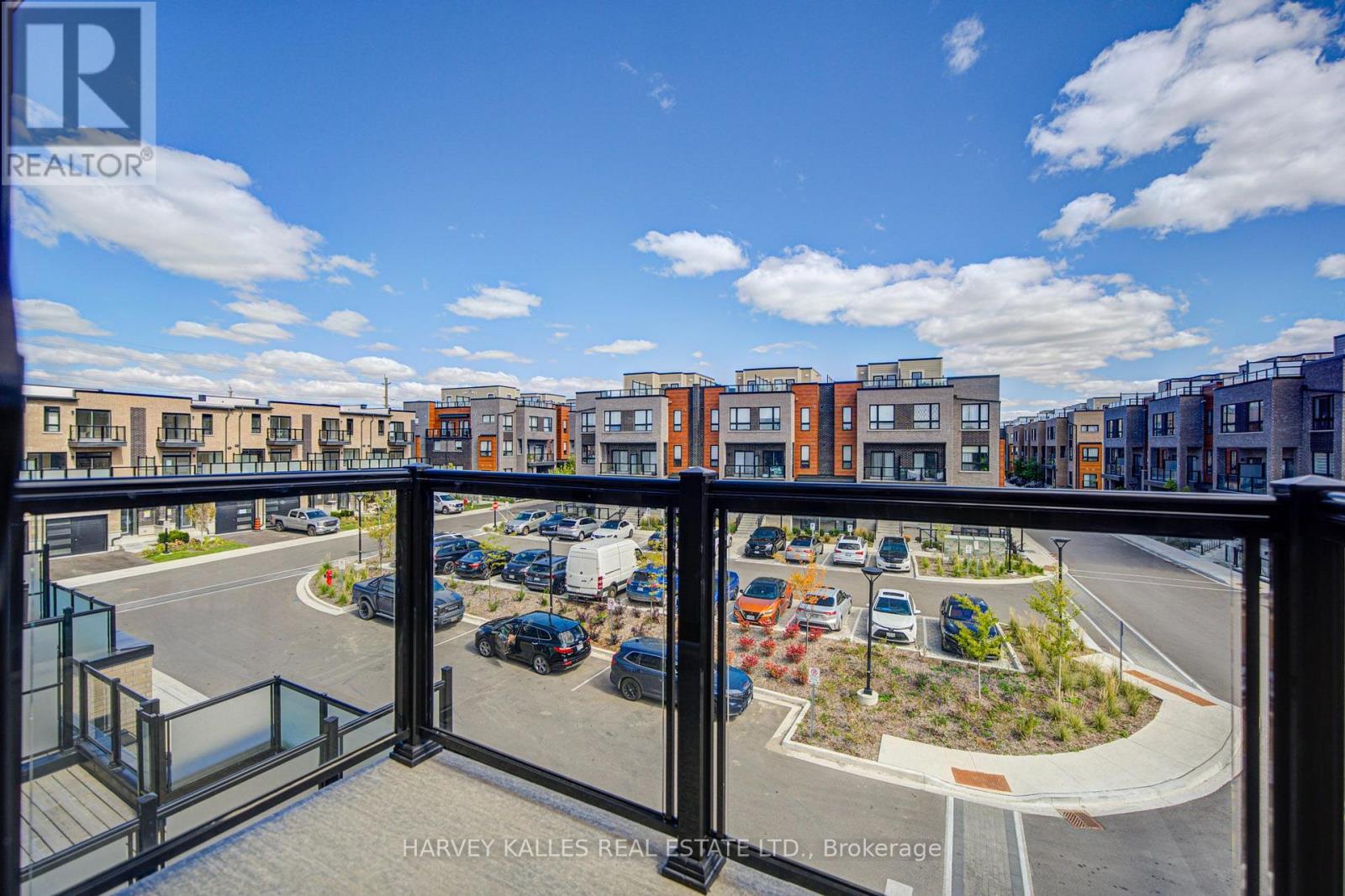 10 - 10 LYTHAM GREEN CIRCLE