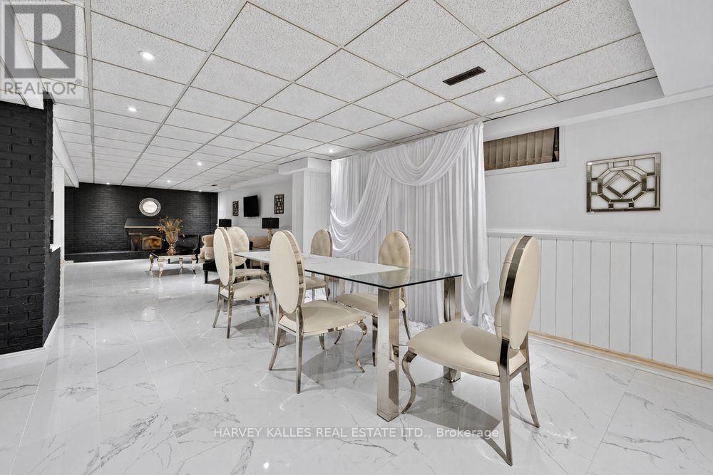 28 PUTTING GREEN CRESCENT