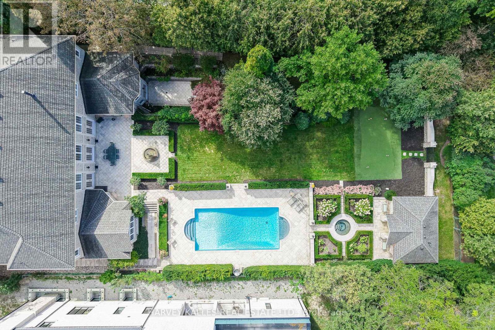 43 THORNBANK ROAD