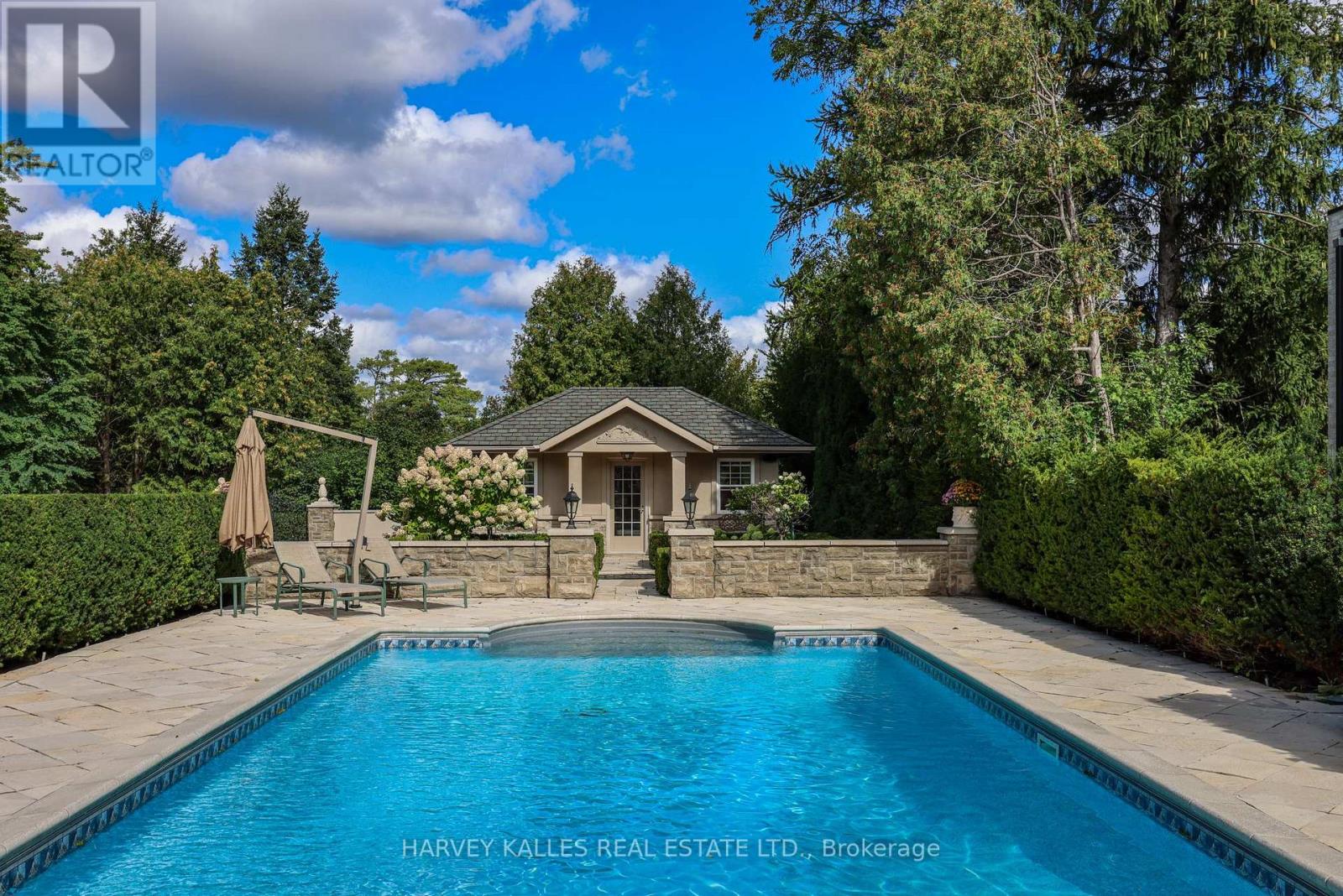 43 THORNBANK ROAD
