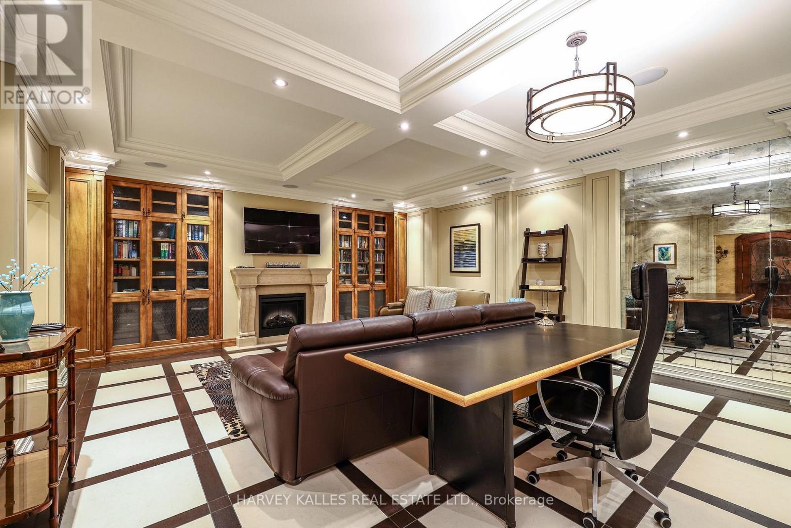 43 THORNBANK ROAD