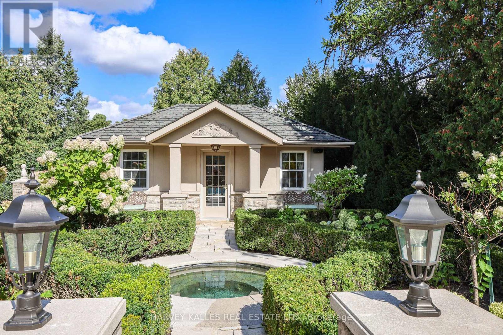 43 THORNBANK ROAD