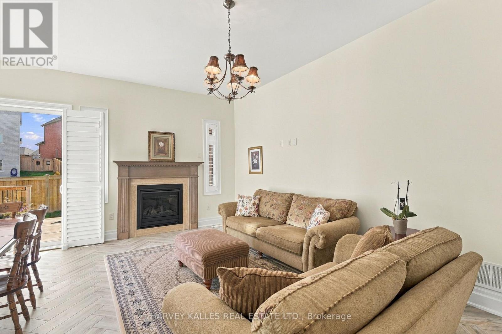 1650 RIZZARDO CRESCENT