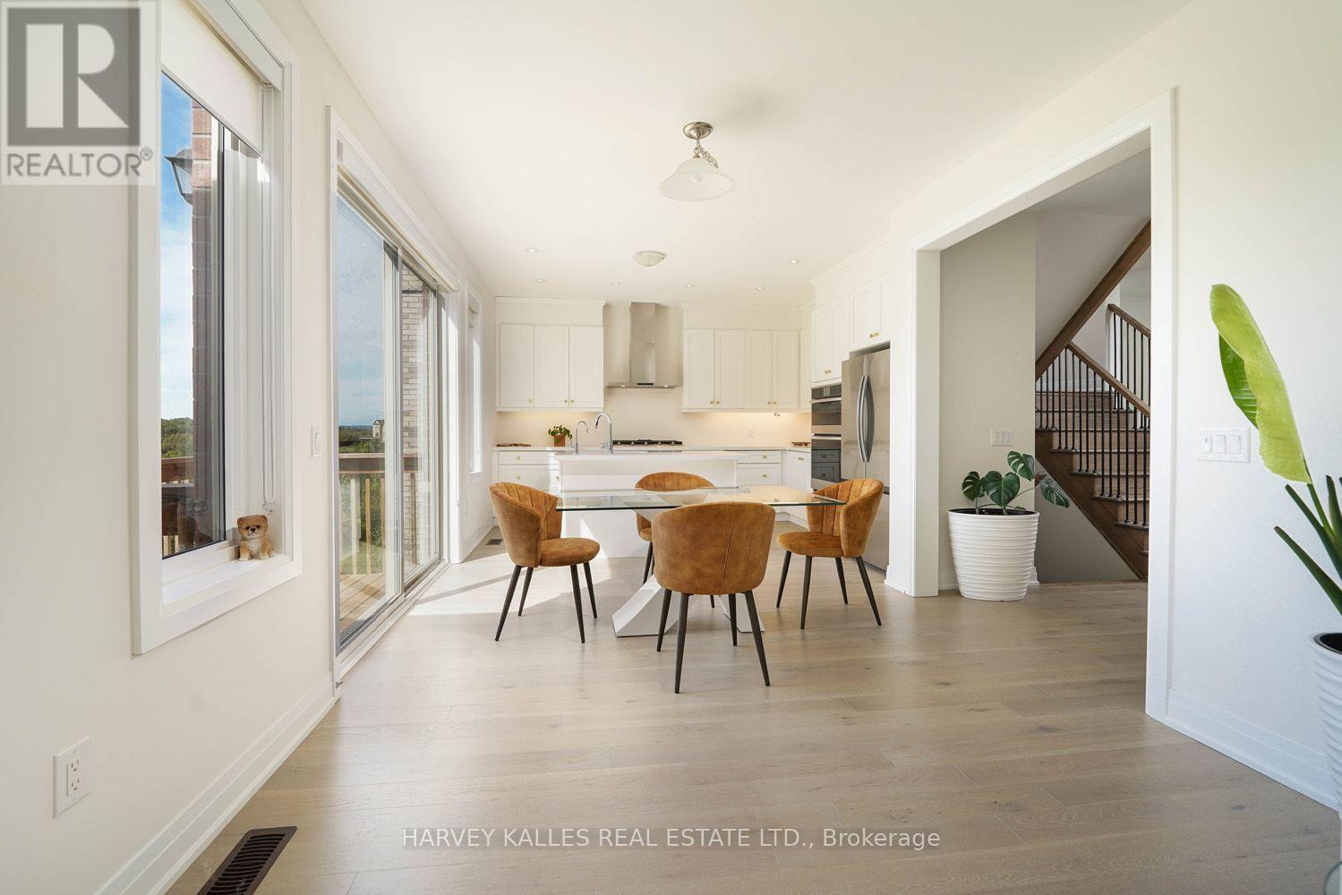 MAIN FLOOR - 253 SEAVIEW HEIGHTS
