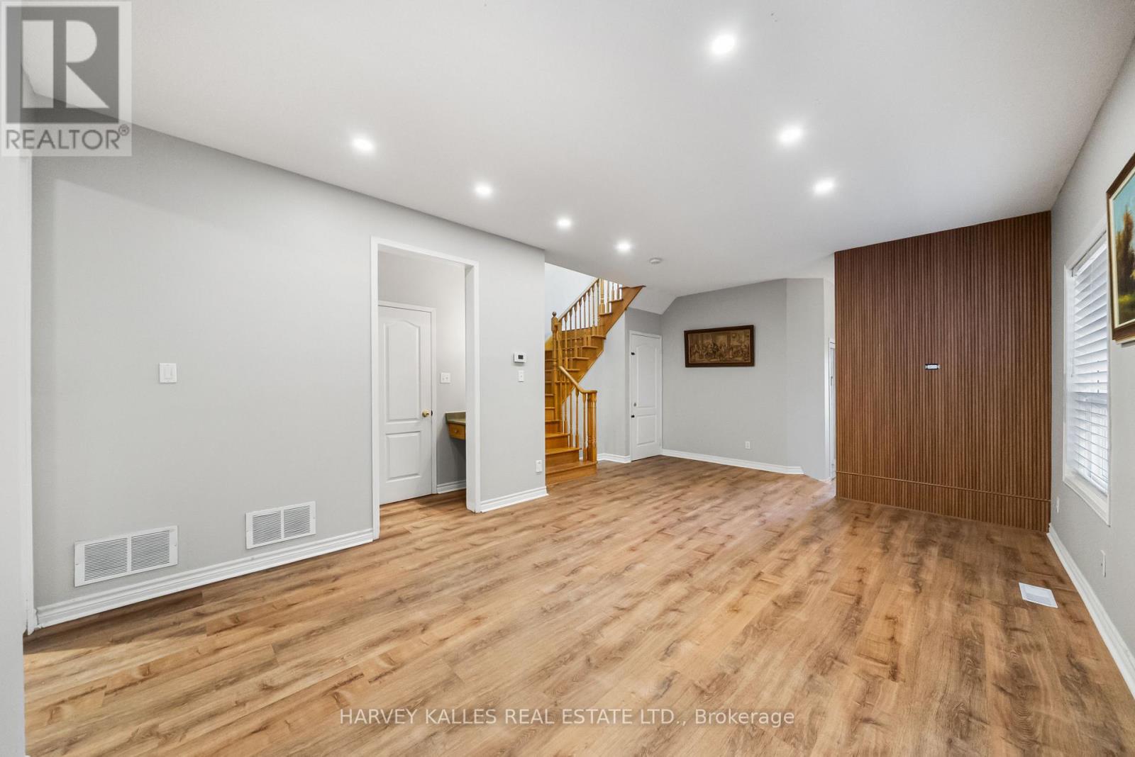 MAIN - 68 NANTUCKET DRIVE
