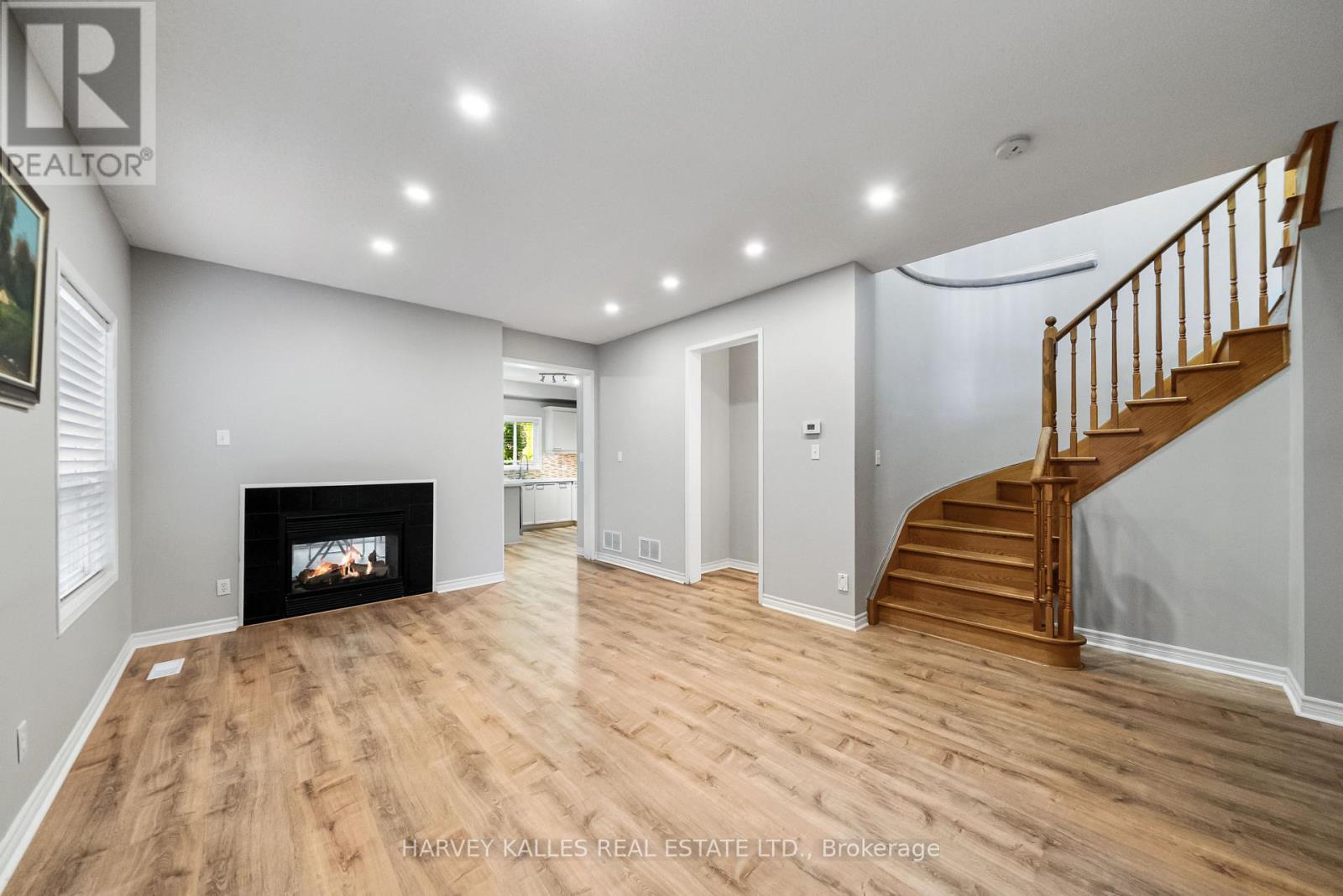 MAIN - 68 NANTUCKET DRIVE