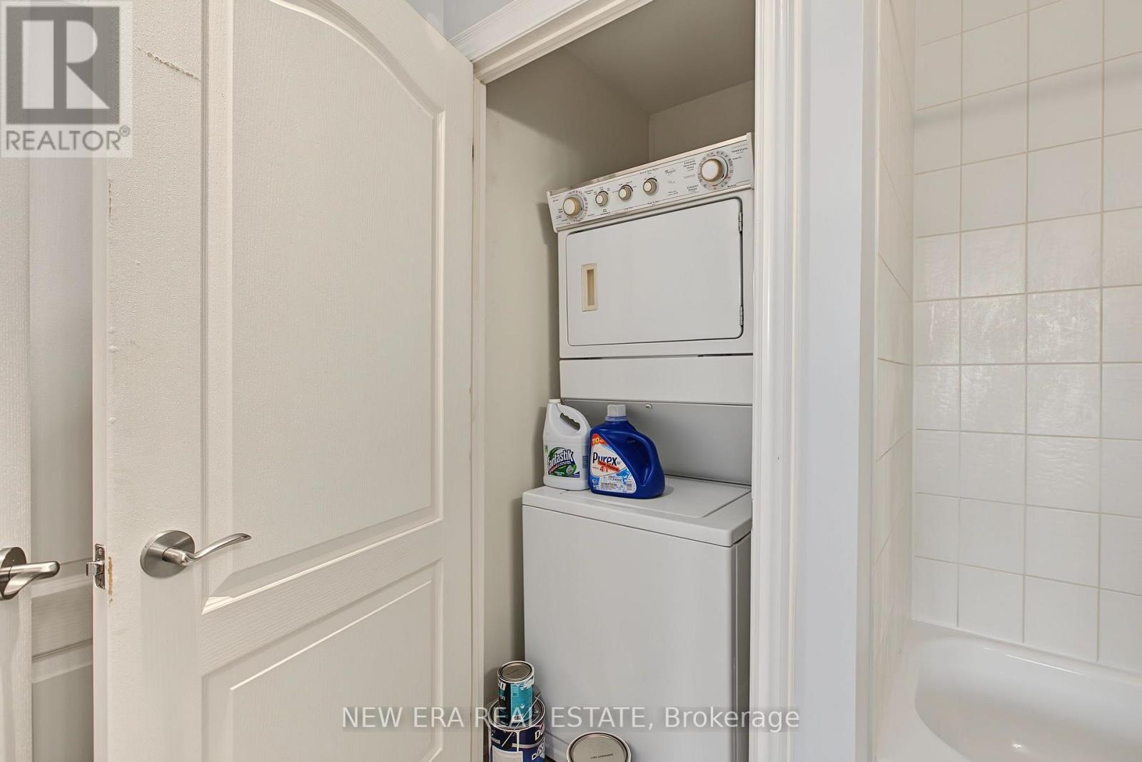 PH20 - 8201 ISLINGTON AVENUE