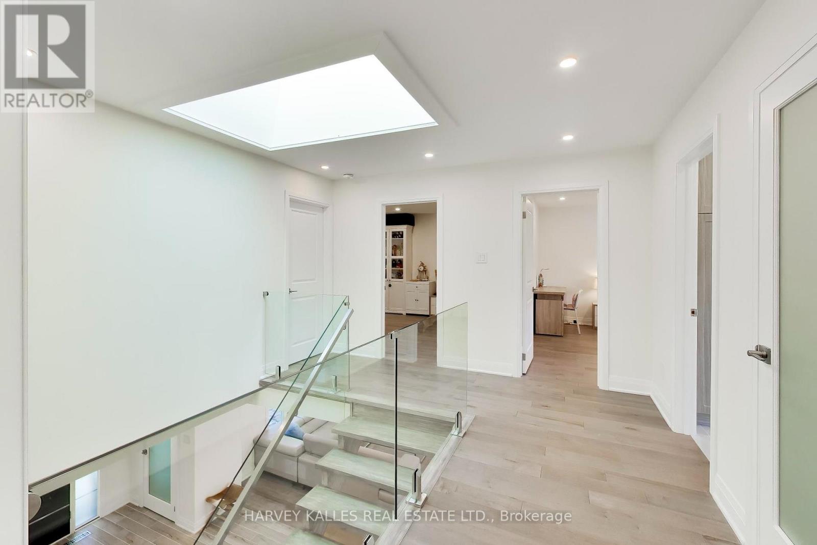 17 CYNTHIA CRESCENT