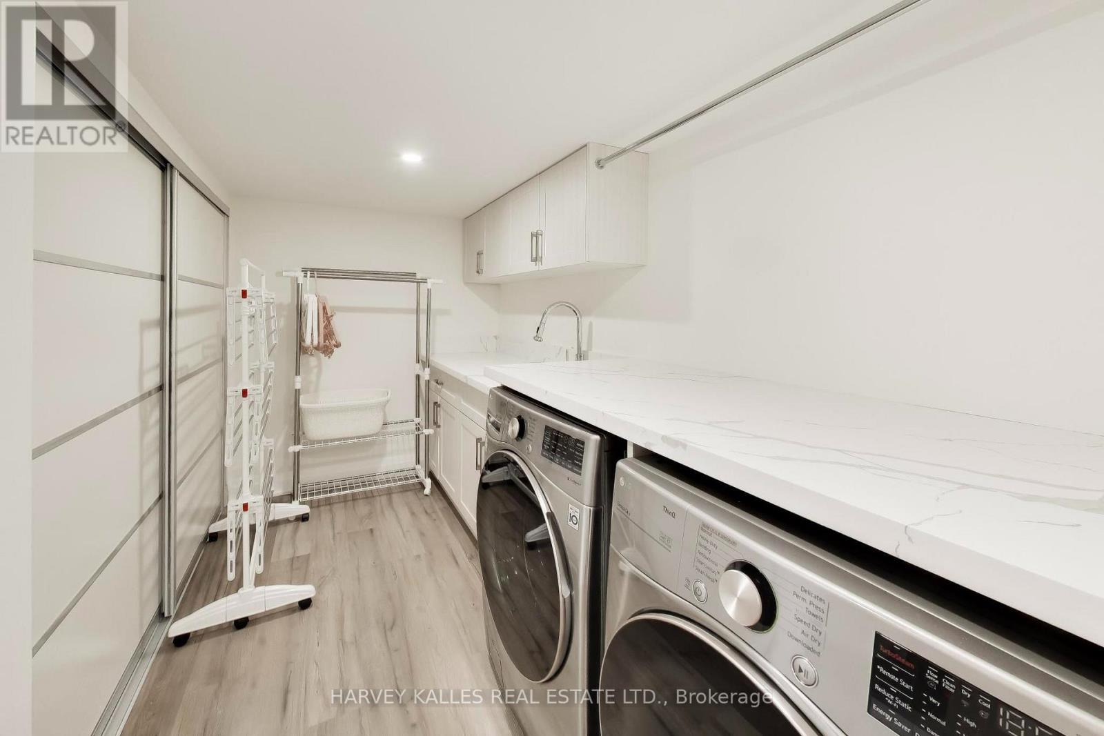 17 CYNTHIA CRESCENT