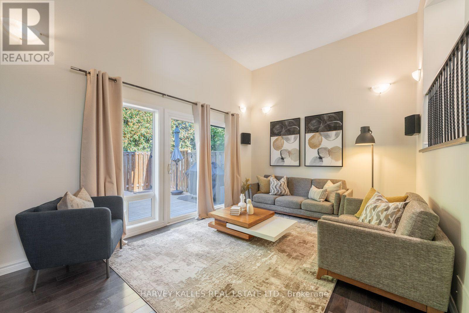 4 New Port Way Markham Thornhill Ontario Ca L3t5g4 30404454