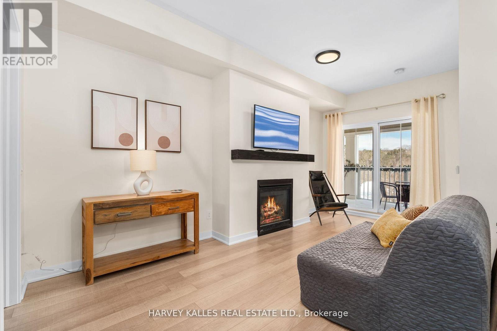 416 - 40 HORSESHOE BOULEVARD