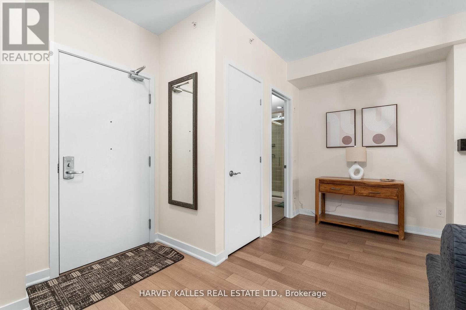 416 - 40 HORSESHOE BOULEVARD