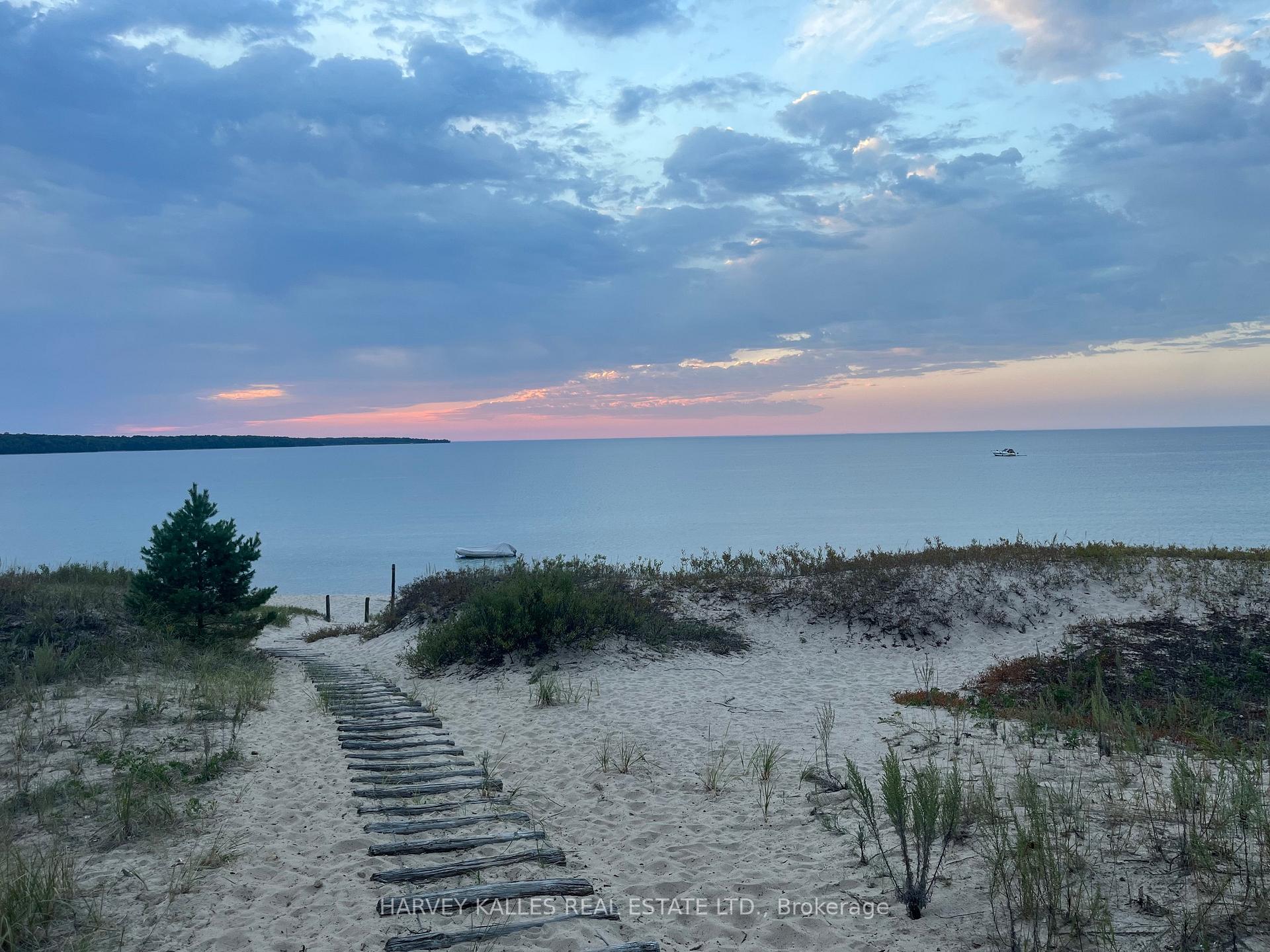 6 Mkwa Miikaans Lane