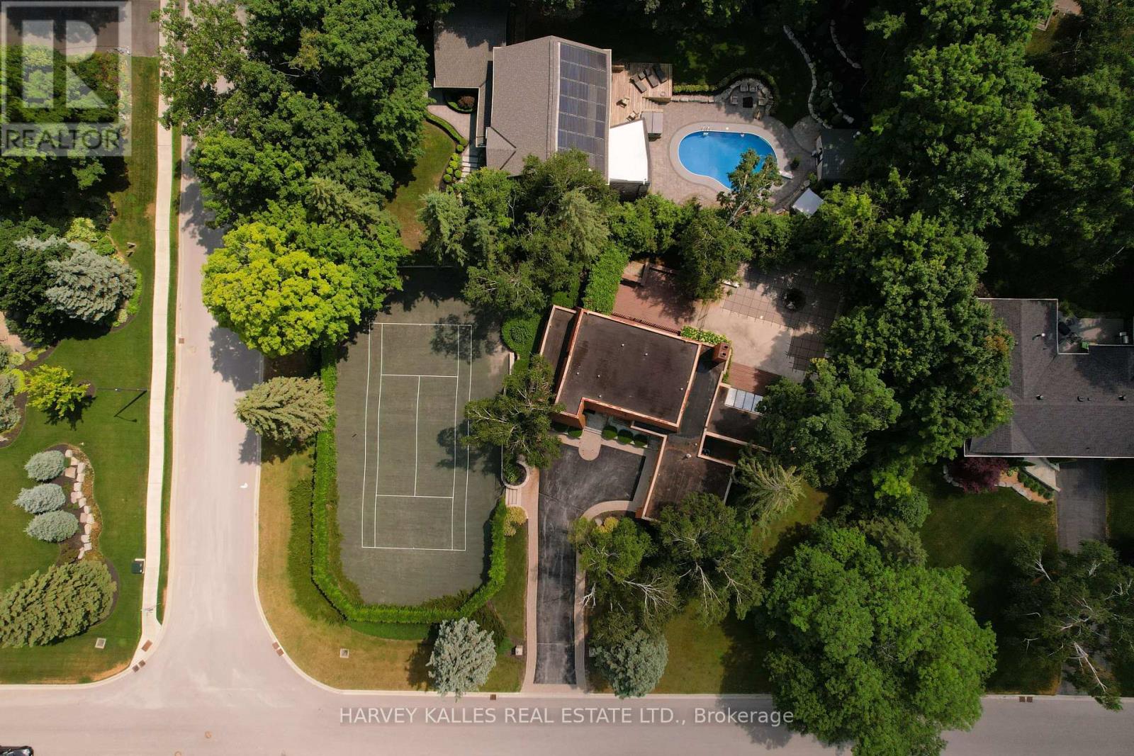 23 ROYAL OAK DRIVE