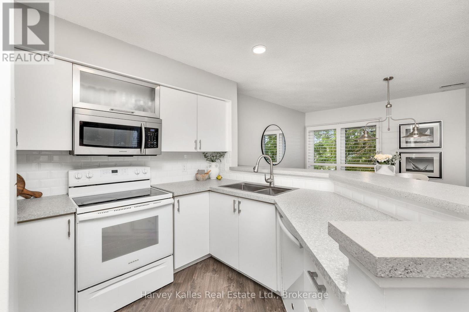 789 JOHNSTON PARK AVENUE