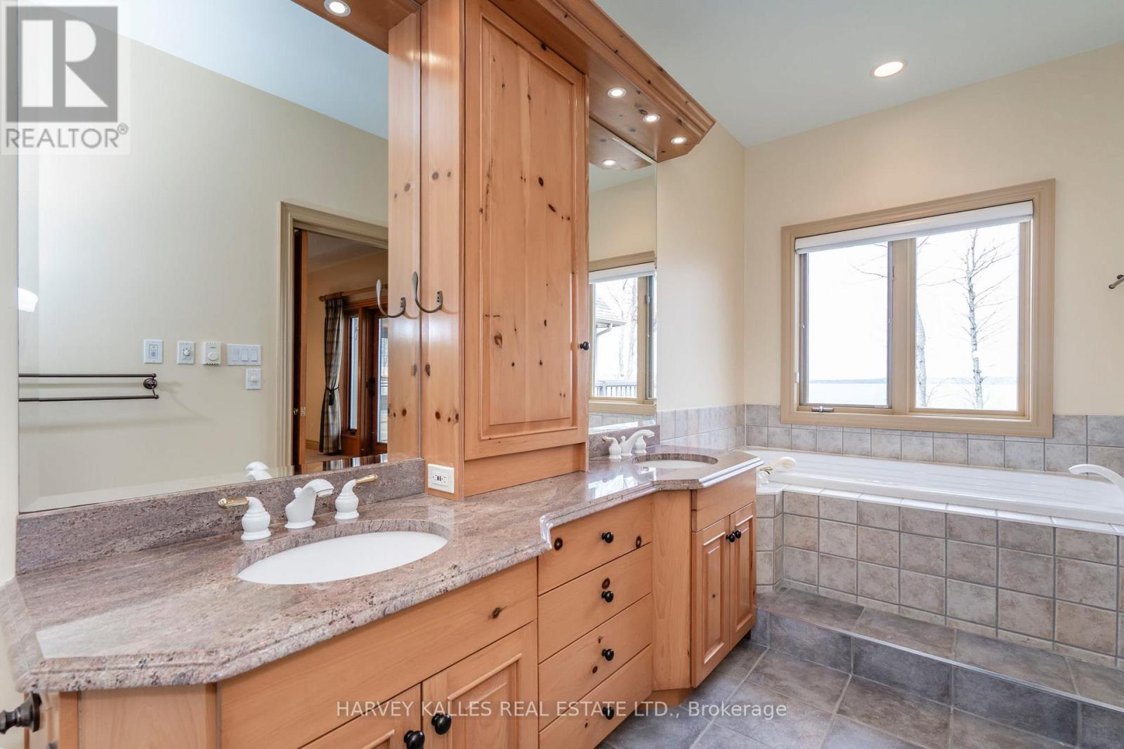 20 NIPPISSING RIDGE ROAD