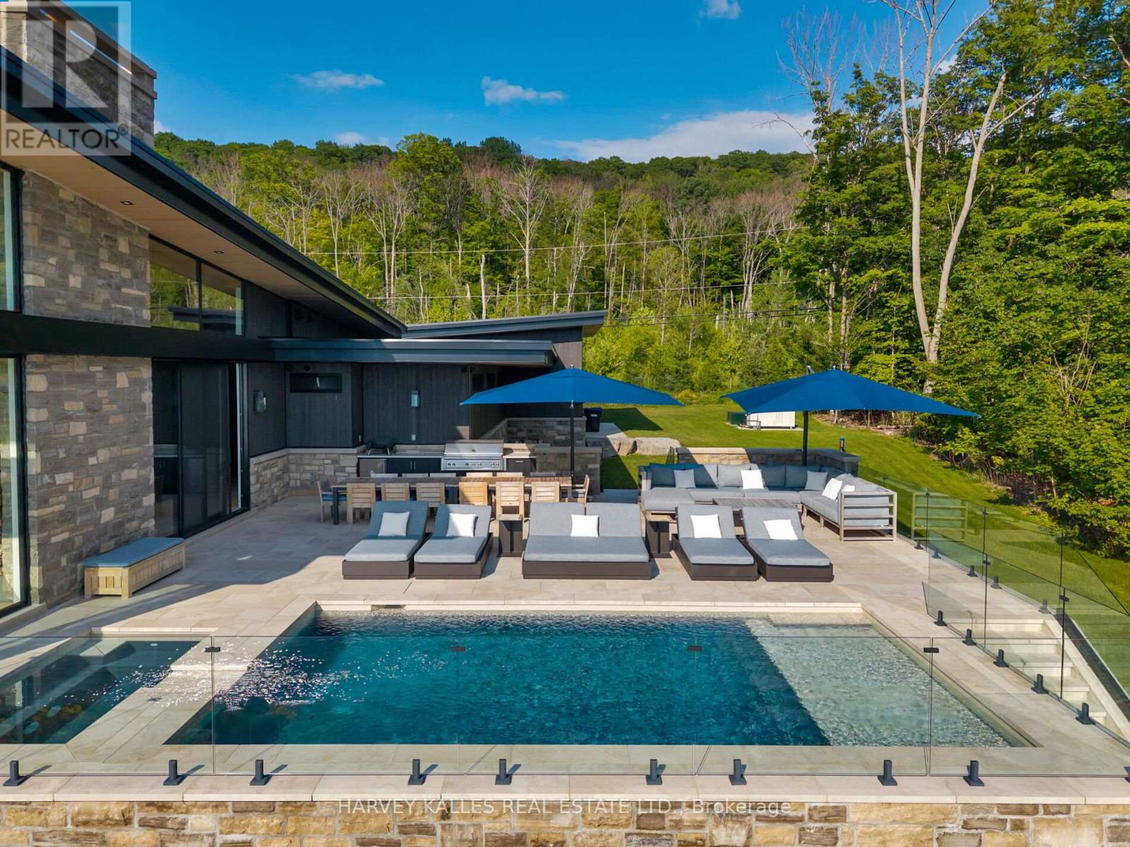 240 SILVER BIRCH DRIVE